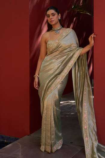 Buy_House of Arshiyaa_Green Tissue Sweetheart Neck Pure Saree With Blouse _at_Aza_Fashions