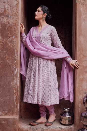 Karaj Jaipur_Purple Kota Doria, Cotton, Muslin (mulmul) V-neck Printed Anarkali Set _at_Aza_Fashions