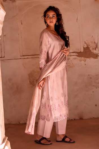 Karaj Jaipur_Pink Chanderi, Cotton Scoop Neck Embroidered Kurta Set _Online_at_Aza_Fashions