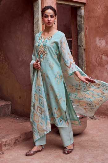 Shop_Karaj Jaipur_Blue Chanderi, Cotton V-neck Aqua Embroidered Kurta Set 