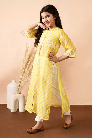 Buy_StyloBug_Yellow Polyester Embroidered Side Slit Kurta And Pant Set _at_Aza_Fashions