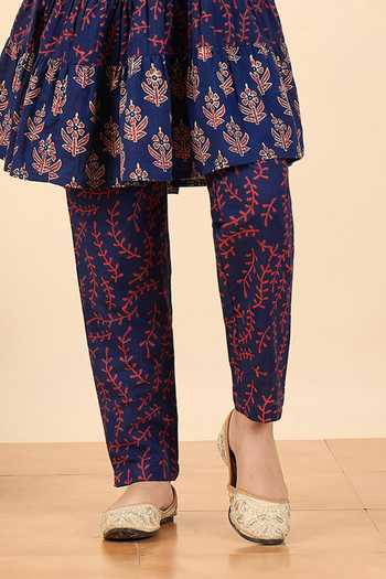 StyloBug_Blue Cotton Block Print Kurta With Pant _Online_at_Aza_Fashions