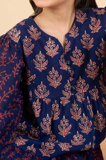 StyloBug_Blue Cotton Block Print Kurta With Pant _at_Aza_Fashions