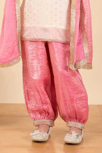 StyloBug_Off White Polyester Dotted Pattern Kurta Set  _Online_at_Aza_Fashions
