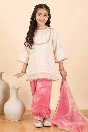 Buy_StyloBug_Off White Polyester Dotted Pattern Kurta Set  _Online_at_Aza_Fashions
