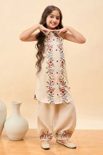 Buy_StyloBug_Off White Polyester Embroidered Kurta And Pant Set _at_Aza_Fashions