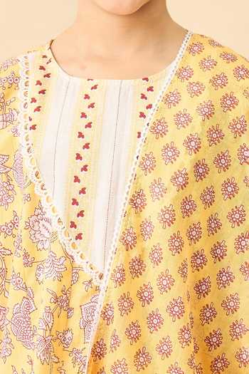 StyloBug_Yellow Cotton Floral Butti Print Kurta Set _at_Aza_Fashions