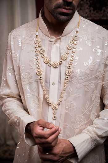 Buy_Char Chaand_Ivory Silk, Linen Kurta _Online_at_Aza_Fashions