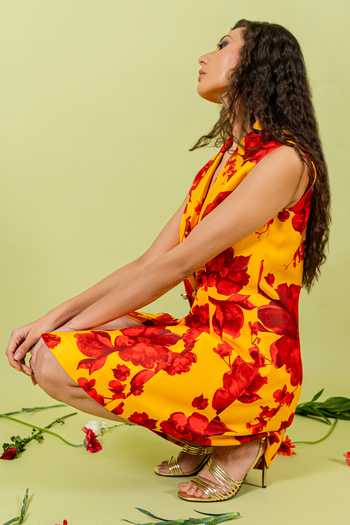 Buy_Swatee Singh_Yellow Crepe Notched Neck Floral Print Dress 
