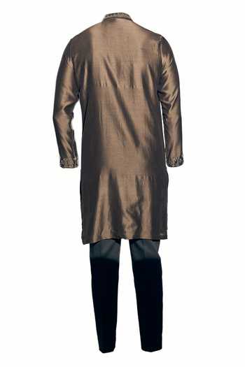 Shop_Kaaj Button X AZA_Green Chanderi, Satin Mirrors Placement Kurta With Pant _at_Aza_Fashions