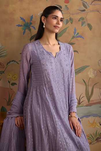 Buy_Kritika Dawar_Lilac Chanderi, Cotton Split V-neck Saanjh Embroidered Kurta And Pant Set _Online_at_Aza_Fashions