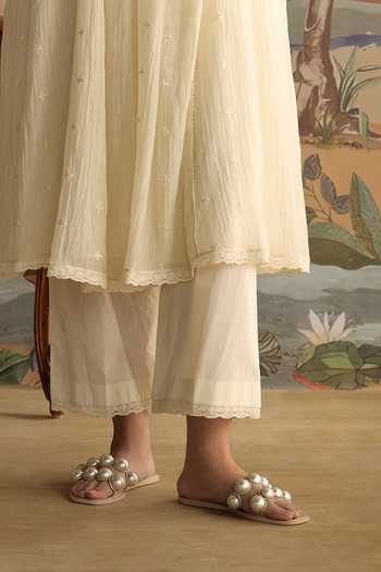 Buy_Kritika Dawar_Ivory Chanderi, Cotton Mandarin Collar, Aayra Hand Embroidered Kurta And Pant Set _Online_at_Aza_Fashions