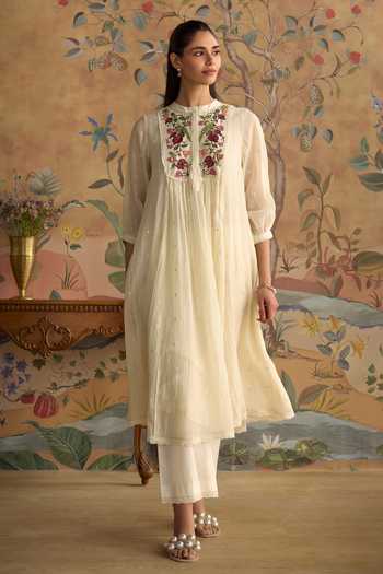 Shop_Kritika Dawar_Ivory Chanderi, Cotton Mandarin Collar, Aayra Hand Embroidered Kurta And Pant Set _Online_at_Aza_Fashions