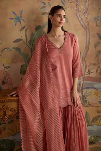 Buy_Kritika Dawar_Pink Chanderi V-neck, Yes Hand Embroidered Short Kurta Gharara Set _Online