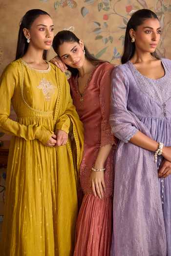 Shop_Kritika Dawar_Pink Chanderi V-neck, Yes Hand Embroidered Short Kurta Gharara Set _Online