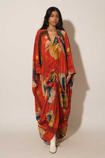 Buy_Esha L Amin_Red Crepe, Viscose V-neck Flower Print Kaftan _at_Aza_Fashions