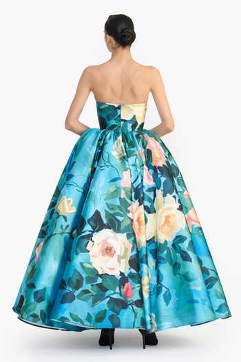 Shop_Gauri & Nainika_Blue Sweetheart Neck Sculpted Printed Maxi Dress _at_Aza_Fashions