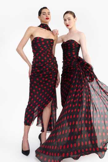 Buy_Gauri & Nainika_Black Chiffon Bandeau Neck Corseted Pencil Dress With Scarf Drape _Online_at_Aza_Fashions