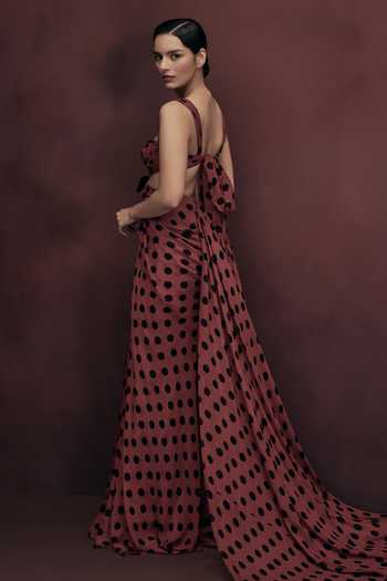Buy_Gauri & Nainika_Wine Chiffon Bows Sweetheart Neck Mermaid Cut Out Gown 