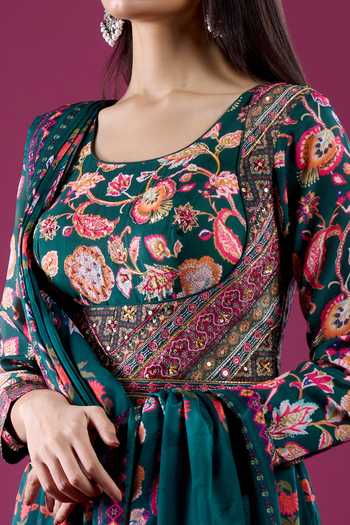 Buy_Samyukta Singhania_Green Polyester, Chinon Scoop Neck Floral Butti Print Anarkali And Dupatta Set 