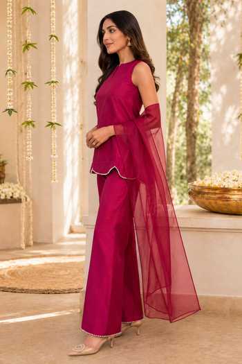 Shop_Label Lila_Magenta Silk, Organza Split V-neck, Yes Ruby Scallop Hem Kurta Set _Online_at_Aza_Fashions