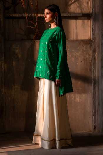 Buy_Shorshe Clothing_Emerald Green Silk, Brocade Round Neck Chandphool Shabana Kurta And Gharara Set _Online_at_Aza_Fashions