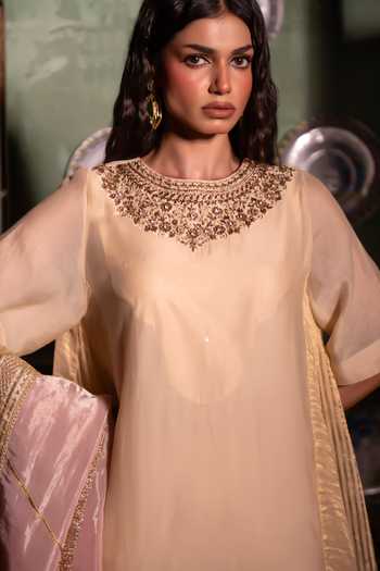 Buy_Shorshe Clothing_Ivory Chanderi, Tissue Round Neck, Yes Mehre Kurta And Striped Farshi Pant Set _Online_at_Aza_Fashions