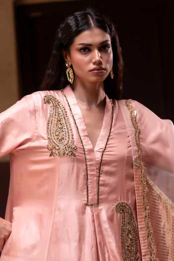 Shorshe Clothing_Pink Silk, Crepe, Lace V-neck Shaheen Embellished Patchwork Kurta _Online_at_Aza_Fashions