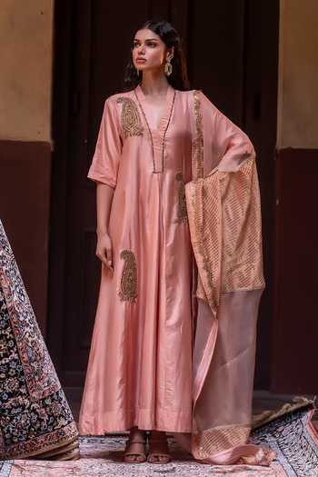 Buy_Shorshe Clothing_Pink Silk, Crepe, Lace V-neck Shaheen Embellished Patchwork Kurta _at_Aza_Fashions