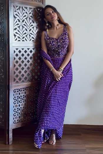 Pink City by Sarika_Purple Silk Embroidery, Pearls Sweetheart Bandhani Pattern Pre-draped Saree Set 