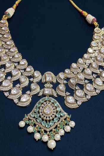 Amaara Jewels_Gold Plated Shahi Chandrika Maharani Necklace Set _Online_at_Aza_Fashions