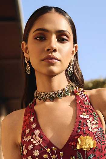 Shop_Amaara Jewels_Gold Plated Nyara Halo Victorian Necklace Set _Online_at_Aza_Fashions