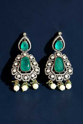 Amaara Jewels_Green Victoria Luxe Collar Necklace Set _Online_at_Aza_Fashions