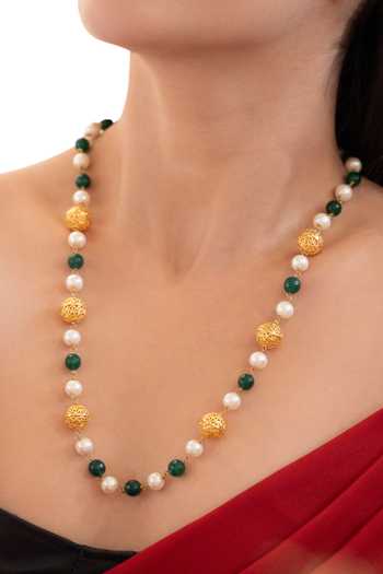Do Taara_Multi Color Pearl Embellished Necklace _Online_at_Aza_Fashions