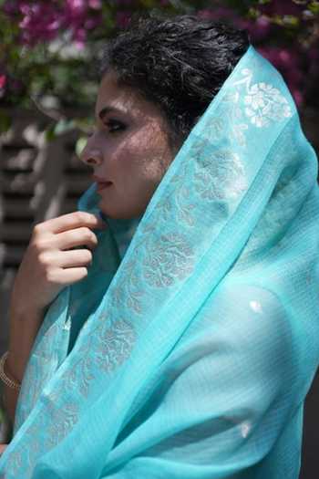 Shop_Five Point Five_Blue Doriya Gayatri Saree With Running Blouse  _Online_at_Aza_Fashions