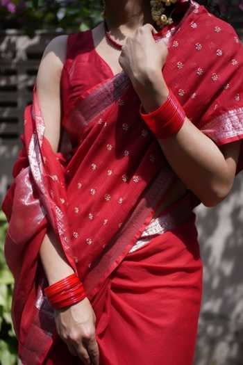 Buy_Five Point Five_Red Kota Doria Ridhi Saree And Running Blouse Set _Online_at_Aza_Fashions