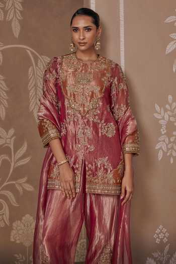 Buy_Ridhi Mehra_Gold Tissue Round Neck, Yes The Resonance Embroidered Kurta Set _Online_at_Aza_Fashions