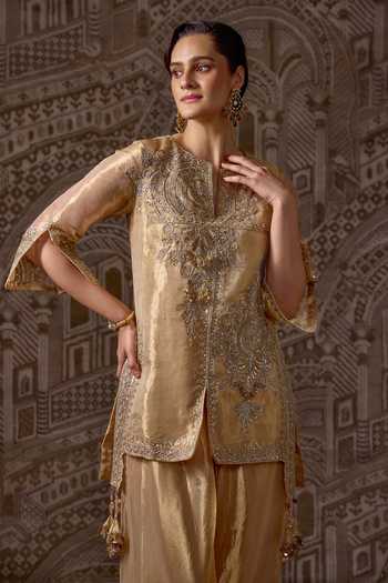 Ridhi Mehra_Gold Tissue Split V-neck, Yes Goldbound Embroidered Kurta Set _Online_at_Aza_Fashions
