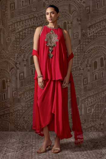 Ridhi Mehra_Red Silk, Net Round Neck, Yes The Crest Embroidered Kurta Skirt Set _Online_at_Aza_Fashions