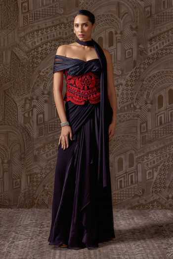 Shop_Ridhi Mehra_Black Chiffon, Net Beads Sweetheart Neck Gilded Pre-draped Skirt Saree Set _Online_at_Aza_Fashions