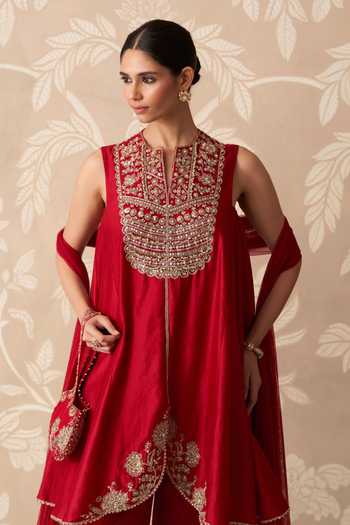 Buy_Ridhi Mehra_Red Chanderi, Net Round Neck, Yes Ishq Embroidered Kurta Salwar Set _Online_at_Aza_Fashions