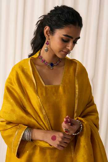 Buy_Five Point Five_Yellow Silk Square Neck Farah Woven Kurta Set _Online_at_Aza_Fashions