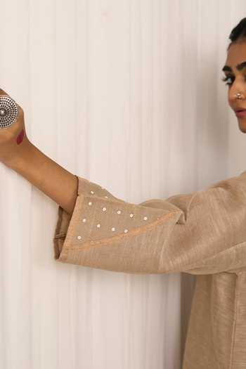 Five Point Five_Beige Silk, Linen Split V-neck Bhumi Woven Kurta Set _Online_at_Aza_Fashions