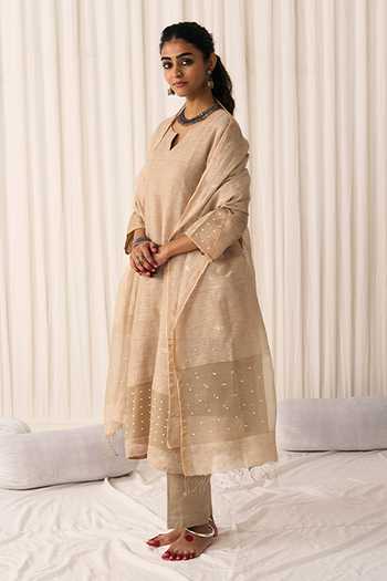 Buy_Five Point Five_Beige Silk, Linen Split V-neck Bhumi Woven Kurta Set 