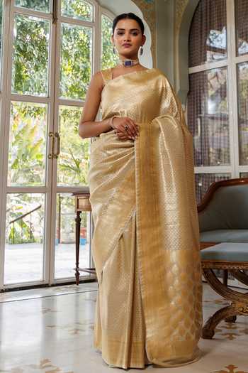 Geroo Jaipur_Gold Tissue Banarasi Saree Set _Online_at_Aza_Fashions