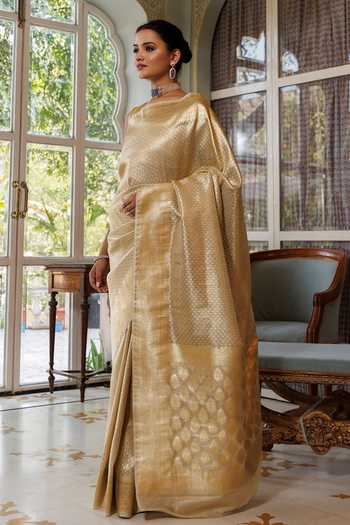 Shop_Geroo Jaipur_Gold Tissue Banarasi Saree Set _Online_at_Aza_Fashions