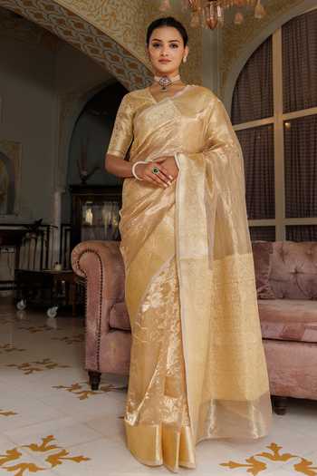 Buy_Geroo Jaipur_Gold Tissue V-neck Banarasi Handwoven Saree Set _at_Aza_Fashions