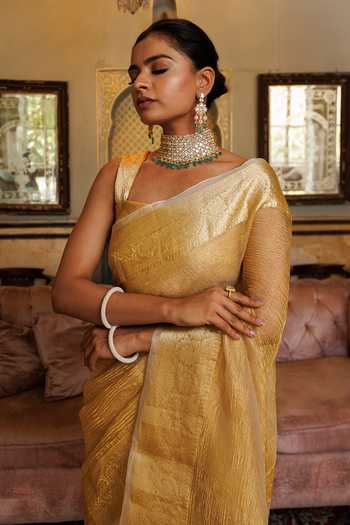 Geroo Jaipur_Gold Tissue Square Neck Banarasi Saree Set _Online_at_Aza_Fashions