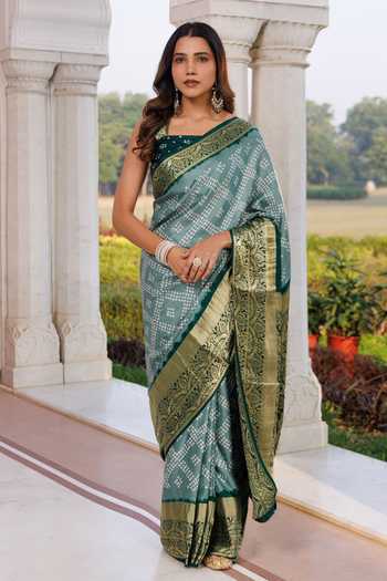Buy_Geroo Jaipur_Green Silk Square Neck Gajji Saree Set _at_Aza_Fashions