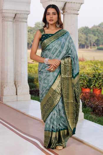 Buy_Geroo Jaipur_Green Silk Square Neck Gajji Saree Set _Online_at_Aza_Fashions